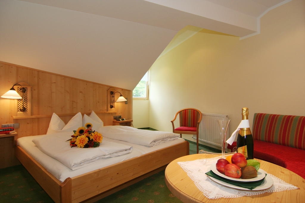 Hotel Bergheimat Schoenau am Koenigsee Room photo